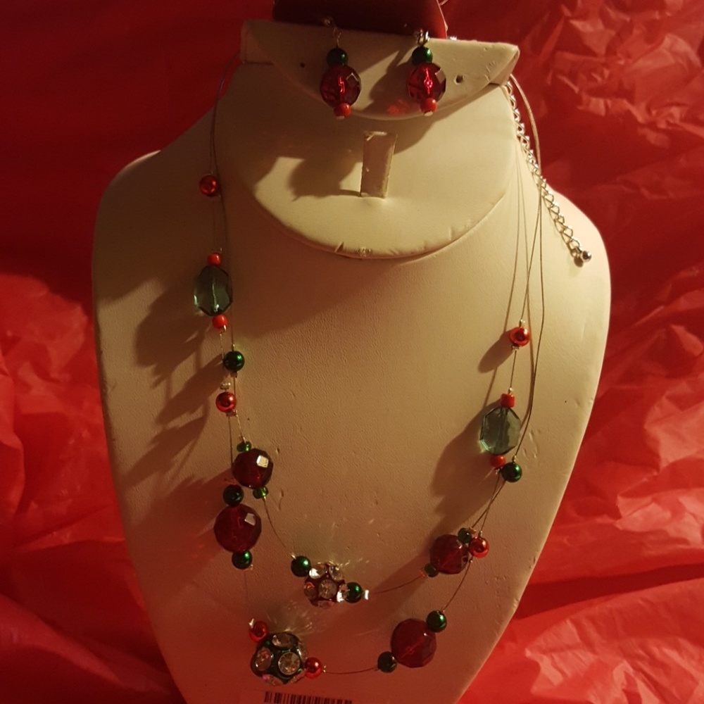 2pc Christmas STYLE Necklace Set